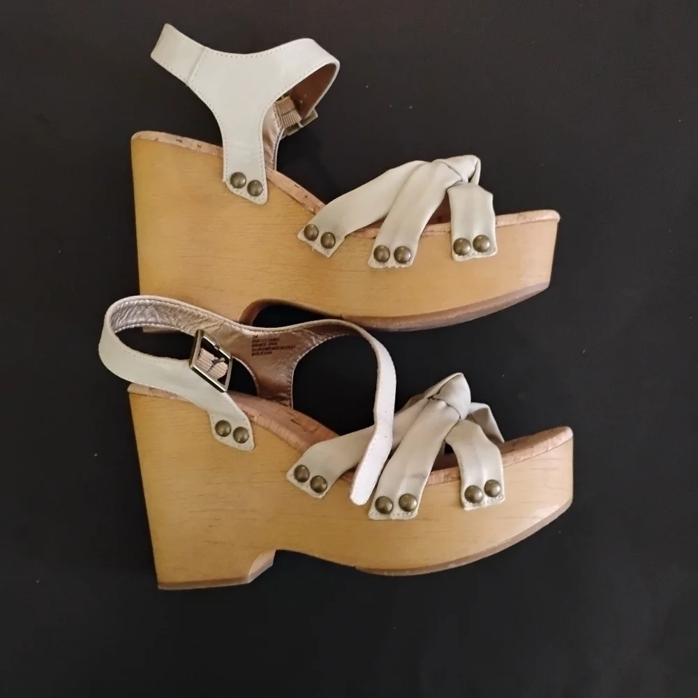 New - Korks‎ Dawson Wedge Sandals – Sage – Size 8 –